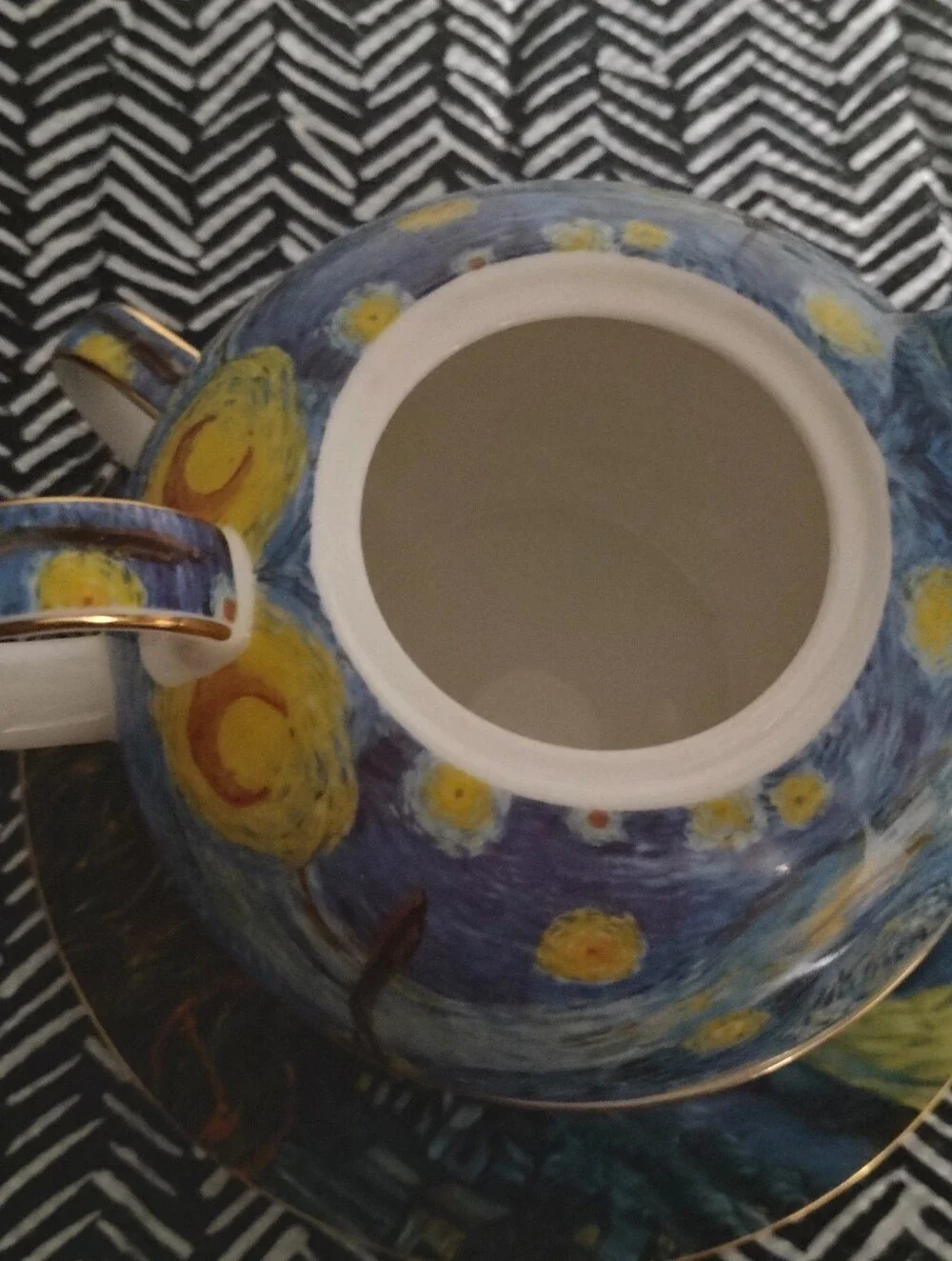 NWOT-13 oz Porcelain Tea Set